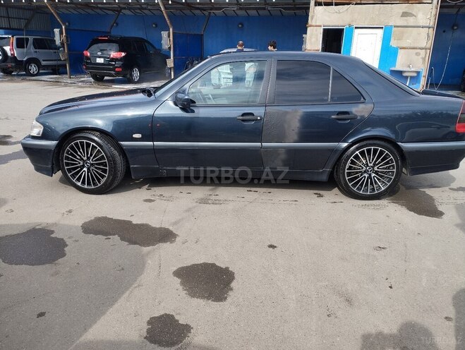 Mercedes C 200 1999, 278,000 km - 2.0 л - Sumqayıt