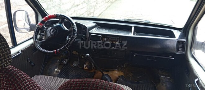 Ford Transit-12