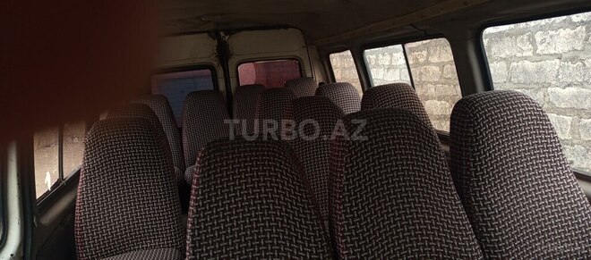 Ford Transit-13