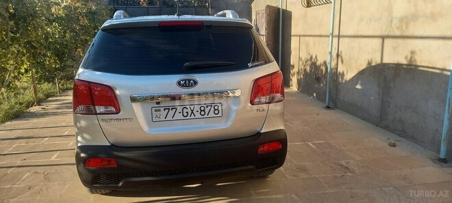 Kia Sorento-4