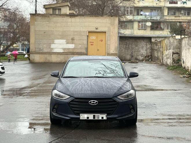 Hyundai Avante-1