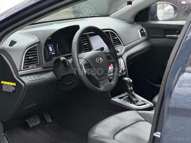 Hyundai Avante-6