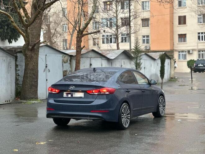 Hyundai Avante-4