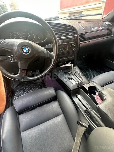 BMW 320-9