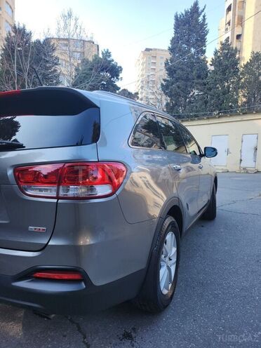 Kia Sorento-4