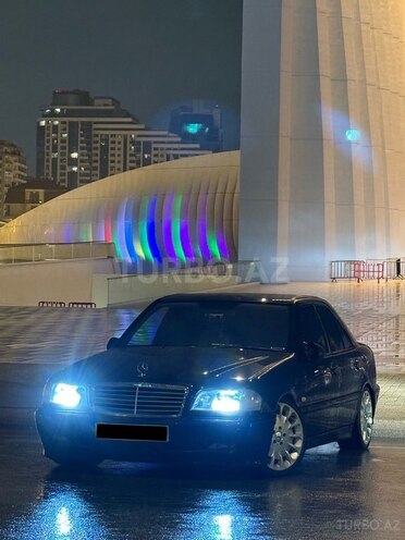 Mercedes C 220 d 1998, 290,000 km - 2.2 л - Bakı