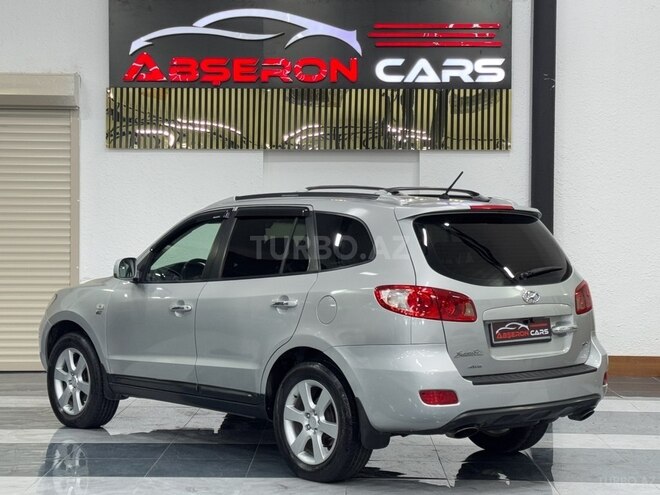 Hyundai Santa Fe-8