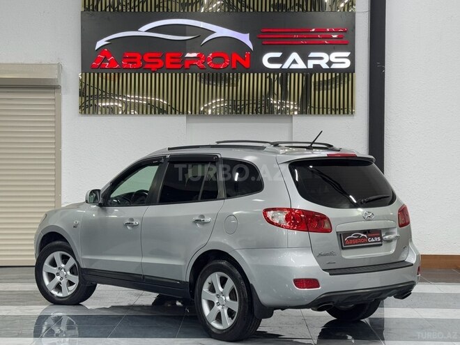 Hyundai Santa Fe-9