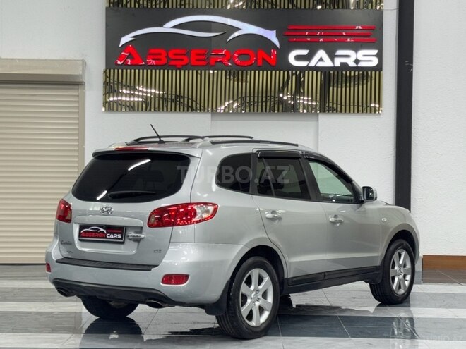Hyundai Santa Fe-10