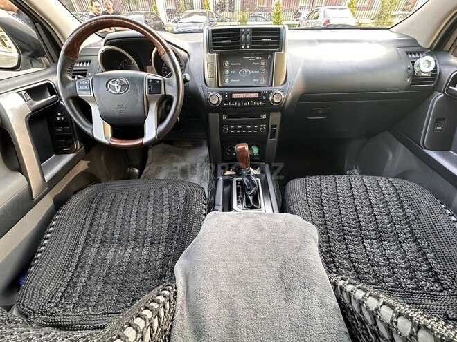 Toyota Land Cruiser Prado 2011, 49,000 km - 2.7 l - Bakı