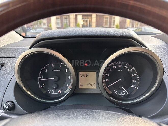 Toyota Land Cruiser Prado 2011, 49,000 km - 2.7 l - Bakı
