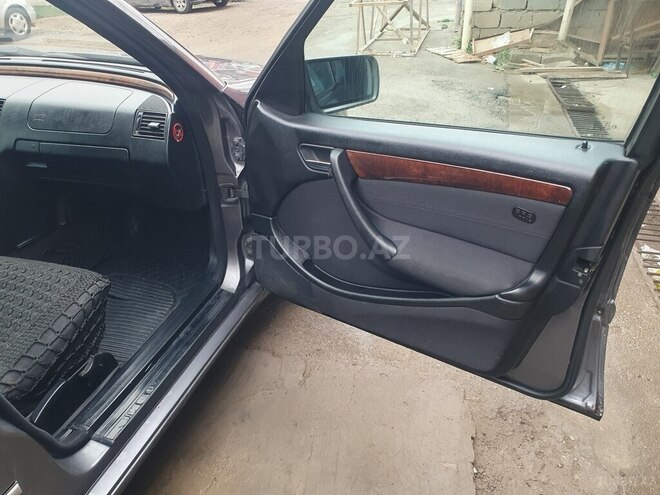 Mercedes C 220 d 1998, 350,000 km - 2.2 l - Xırdalan