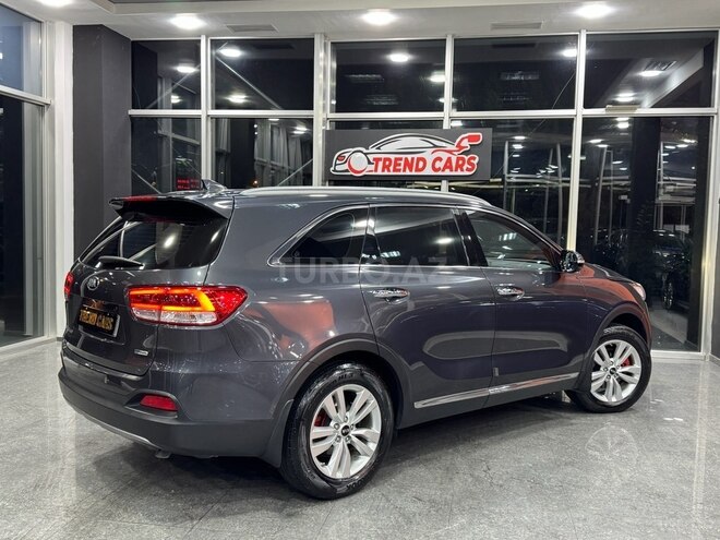 Kia Sorento-4