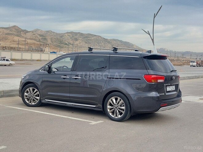 Kia Carnival 2014, 211,000 km - 2.2 l - Bakı