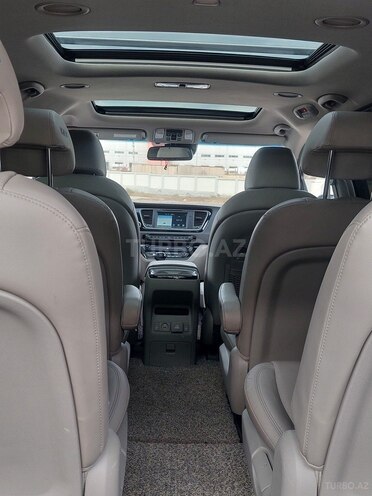 Kia Carnival 2014, 211,000 km - 2.2 l - Bakı