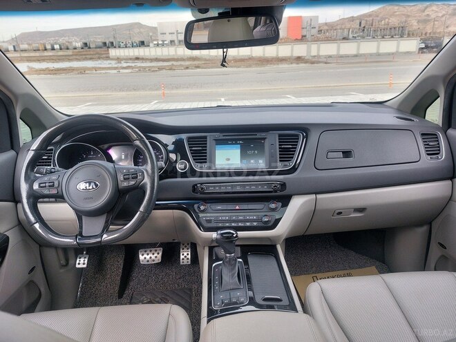 Kia Carnival 2014, 211,000 km - 2.2 l - Bakı