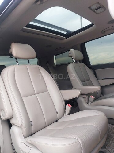 Kia Carnival 2014, 211,000 km - 2.2 l - Bakı