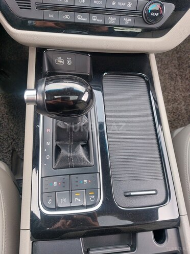 Kia Carnival 2014, 211,000 km - 2.2 l - Bakı