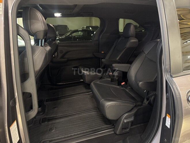 Toyota Sienna 2021, 117,000 km - 2.5 l - Bakı
