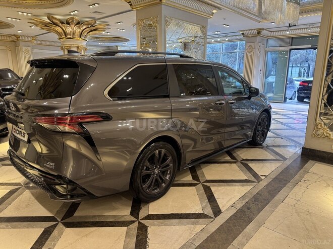 Toyota Sienna 2021, 117,000 km - 2.5 l - Bakı