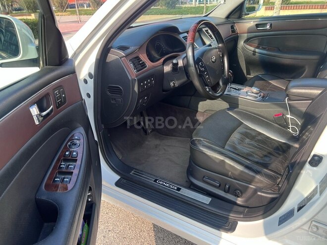 Hyundai Genesis 2010, 180,000 km - 3.8 l - Bakı