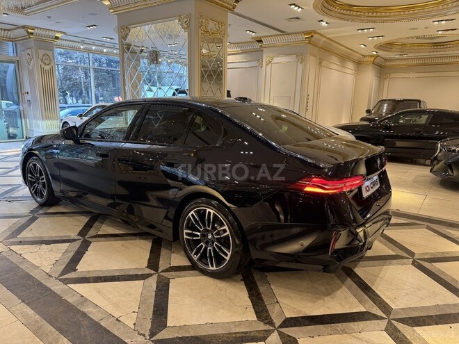 BMW 520 2024, 17,000 km - 2.0 l - Bakı