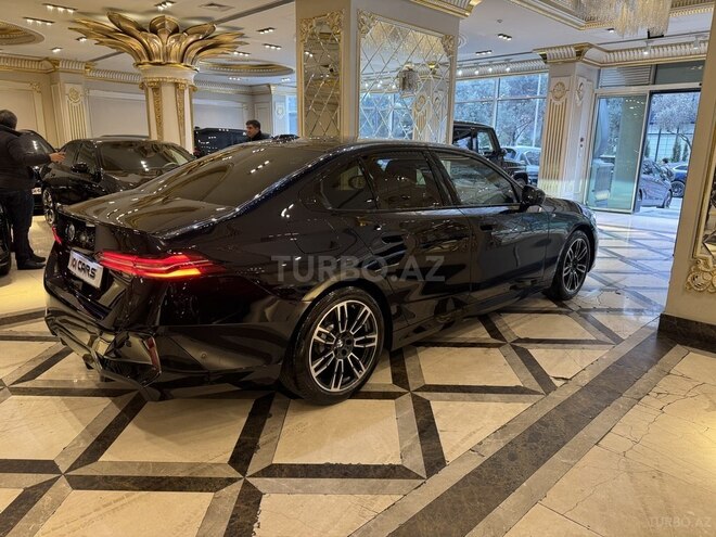 BMW 520 2024, 17,000 km - 2.0 l - Bakı
