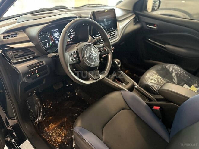 Suzuki Baleno-10