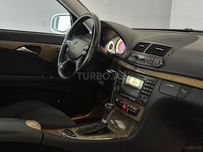 Mercedes E 200 2007, 220,000 km - 2.0 l - Bakı