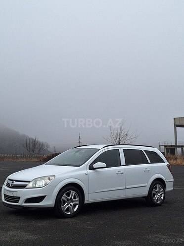 Opel Astra 2008, 320,000 km - 1.3 l - Qəbələ