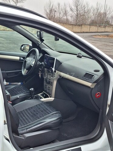 Opel Astra 2008, 320,000 km - 1.3 l - Qəbələ