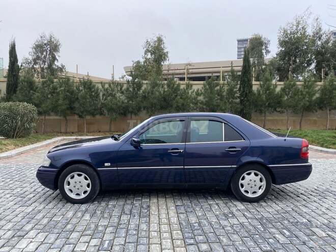 Mercedes C 200 1995, 325,846 km - 2.0 l - Bakı