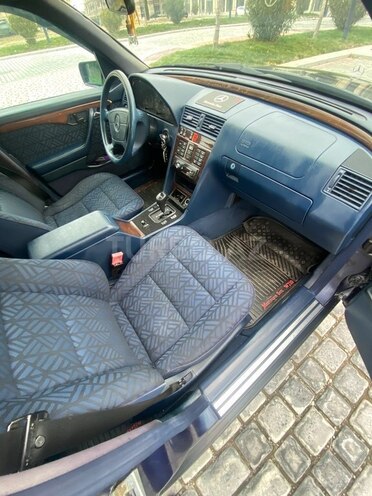 Mercedes C 200 1995, 325,846 km - 2.0 l - Bakı