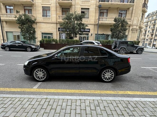 Volkswagen Jetta 2011, 255,000 km - 1.6 l - Bakı