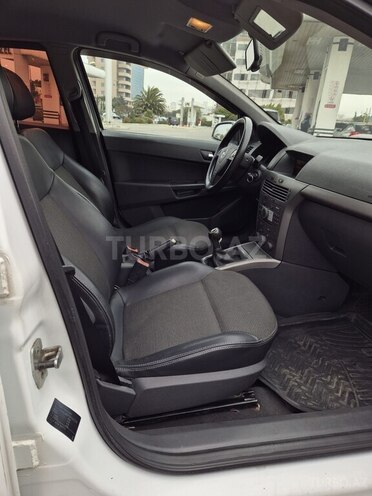 Opel Astra 2006, 280,000 km - 1.3 l - Bakı