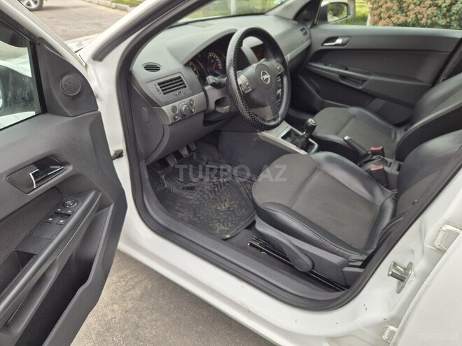 Opel Astra 2006, 280,000 km - 1.3 l - Bakı