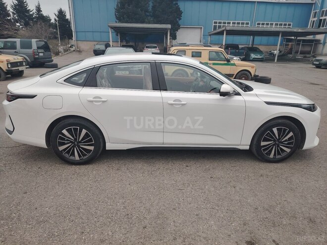 Changan Qiyuan A05 2024, 0 km - 1.5 л - Bakı