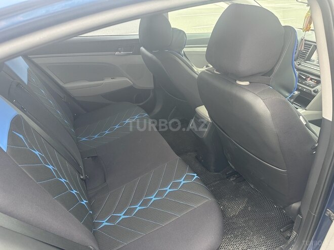 Hyundai Elantra 2017, 83,500 km - 2.0 l - Bakı