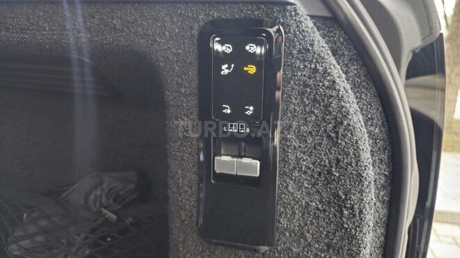 Land Rover Range Rover 2023, 3,000 km - 4.4 l - Bakı