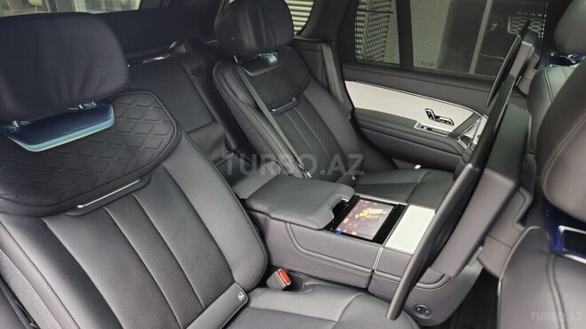 Land Rover Range Rover 2023, 3,000 km - 4.4 l - Bakı
