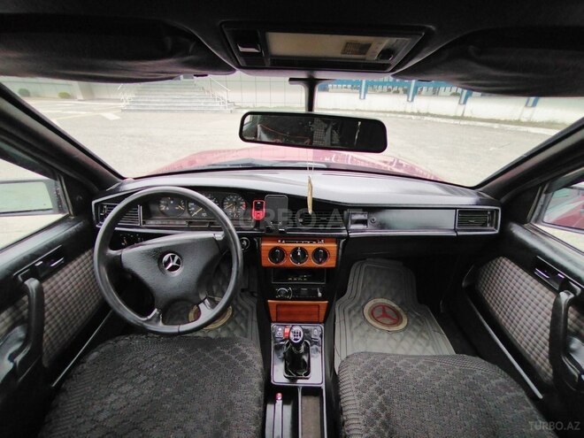 Mercedes 190 1992, 250,000 km - 2.0 л - Sumqayıt