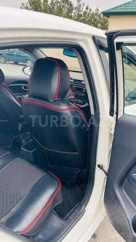 Kia Rio 2012, 280,000 km - 1.4 л - Ağcabədi