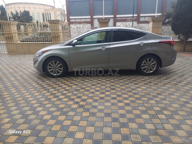Hyundai Elantra 2015, 91,000 km - 1.8 л - Bakı