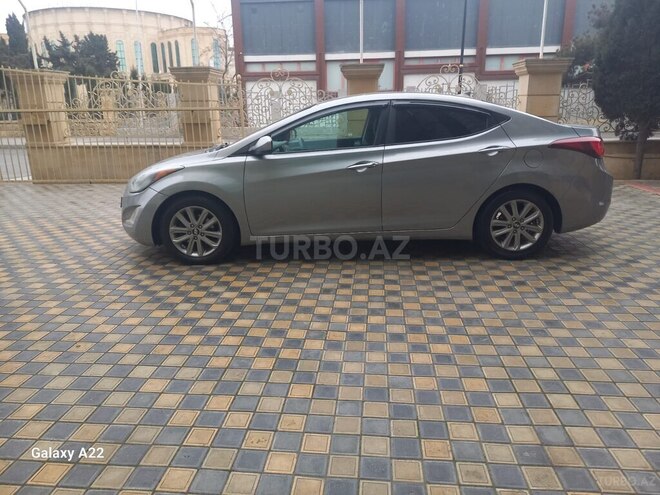 Hyundai Elantra 2015, 91,000 km - 1.8 л - Bakı