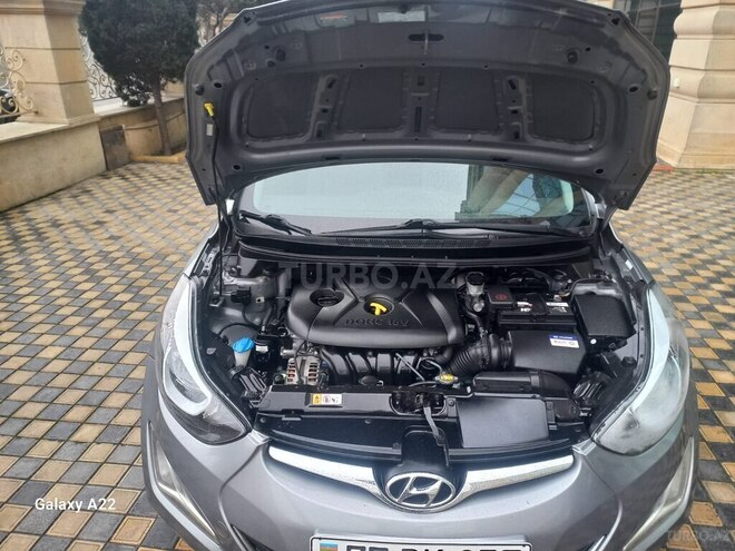 Hyundai Elantra 2015, 91,000 km - 1.8 л - Bakı