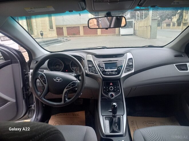 Hyundai Elantra 2015, 91,000 km - 1.8 л - Bakı