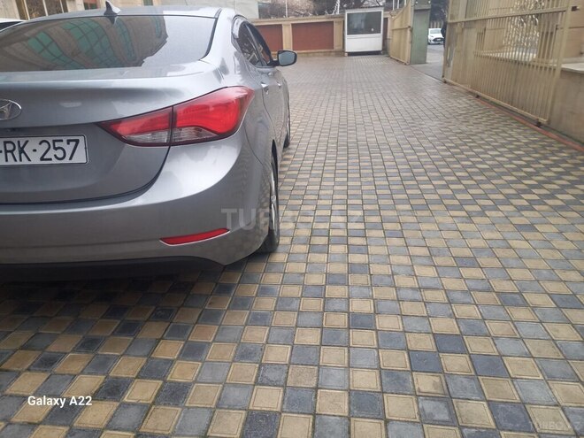 Hyundai Elantra 2015, 91,000 km - 1.8 л - Bakı