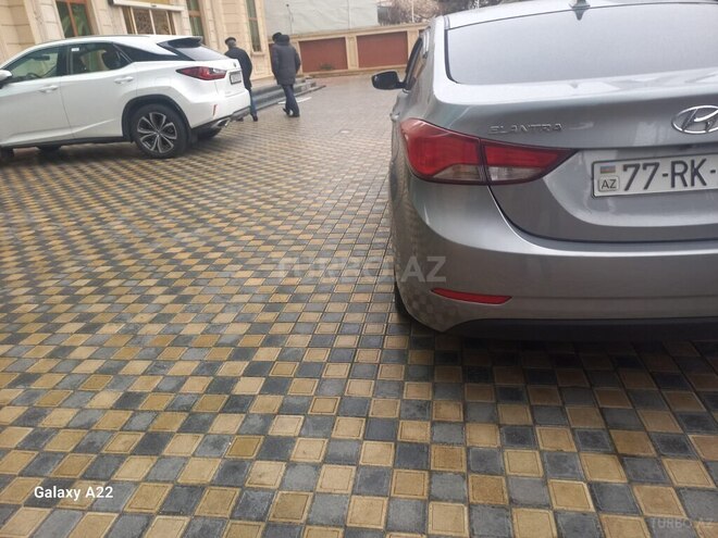 Hyundai Elantra 2015, 91,000 km - 1.8 л - Bakı