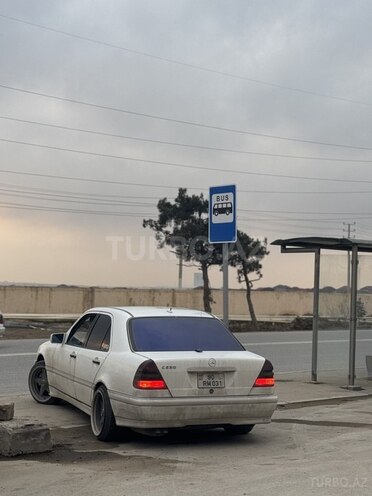 Mercedes C 230 2000, 297,000 km - 2.3 l - Bakı