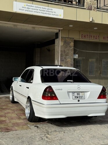 Mercedes C 230 2000, 297,000 km - 2.3 l - Bakı